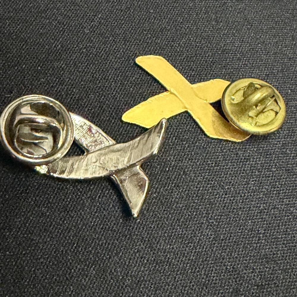 Awareness Ribbon Pins Unisex OS Multicolor Enamel Ribbon Lapel Pin Set 3pc - Picture 5 of 8